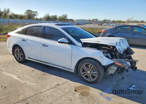 2018 Hyundai Sonata Sport z USA, uszkodzony, nr VIN 5NPE34AF3JH705838